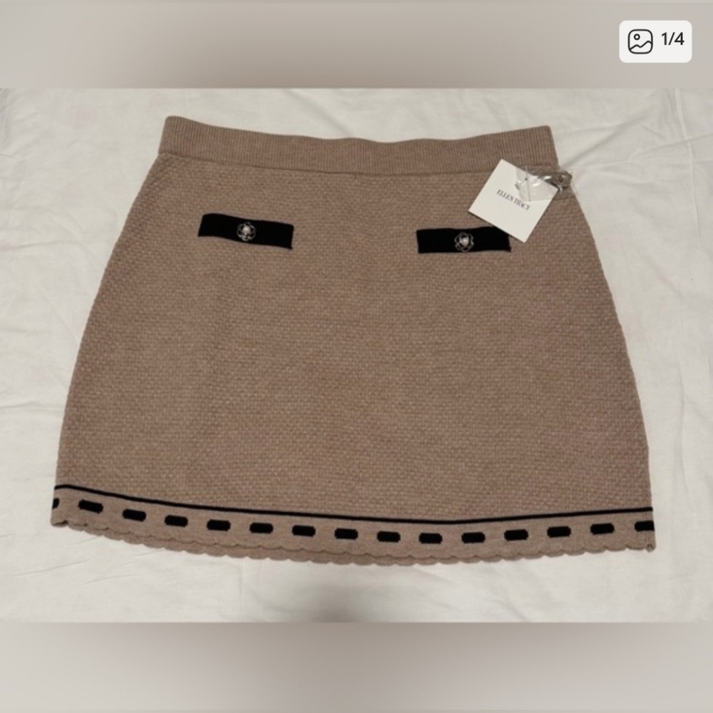 Ellen Tracy Tan Mini Skirt With Black Details